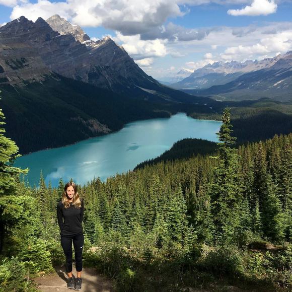 Meet your Posher, Maria - Picture 1 of 1